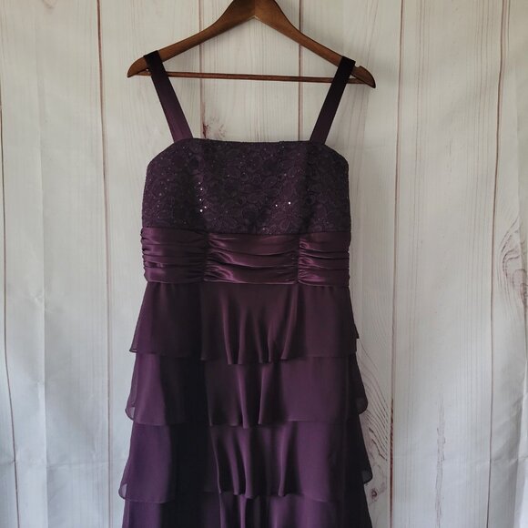 R&M Richards Formal Dress w/ Jacket Set, 14, Plum, Sequins Ruffle Wedding, EUC - Picture 9 of 13